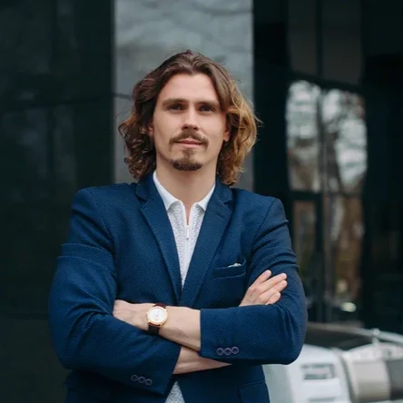 Игорь Оточин